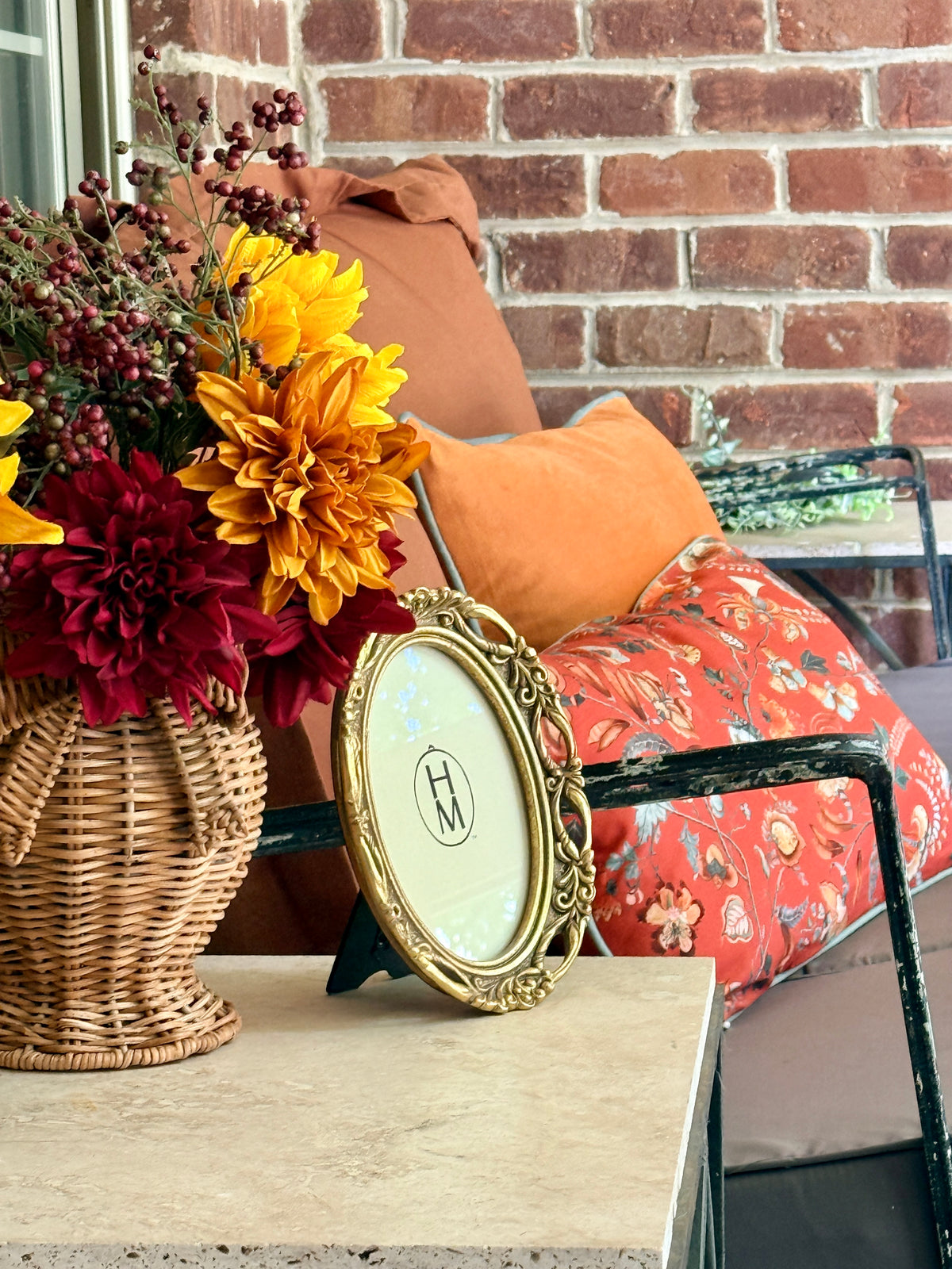 Hand-Woven Rattan Vase w Bow & Glass
