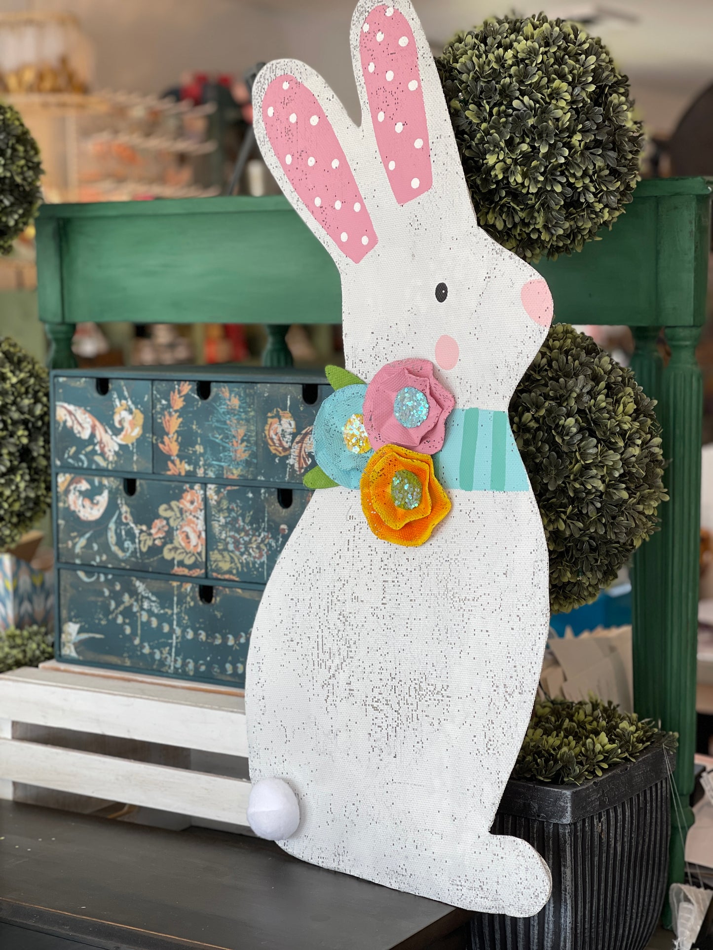 Mesh Bunny Door Hanger