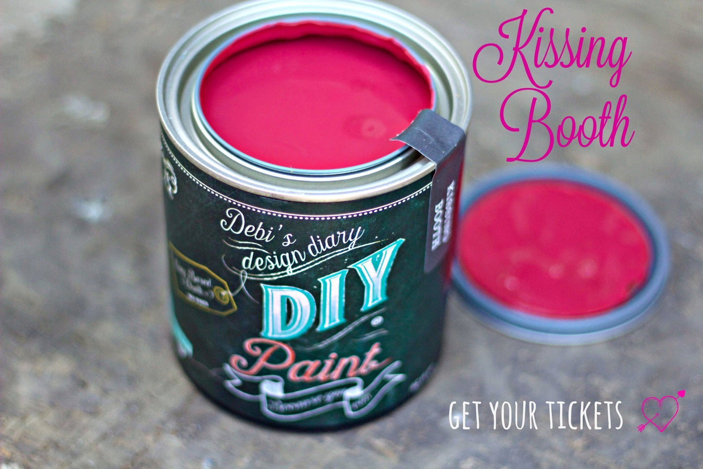 DIY Original Paint - Kissing Booth