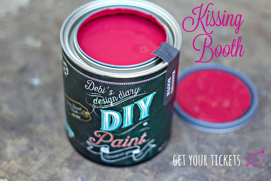 DIY Original Paint - Kissing Booth