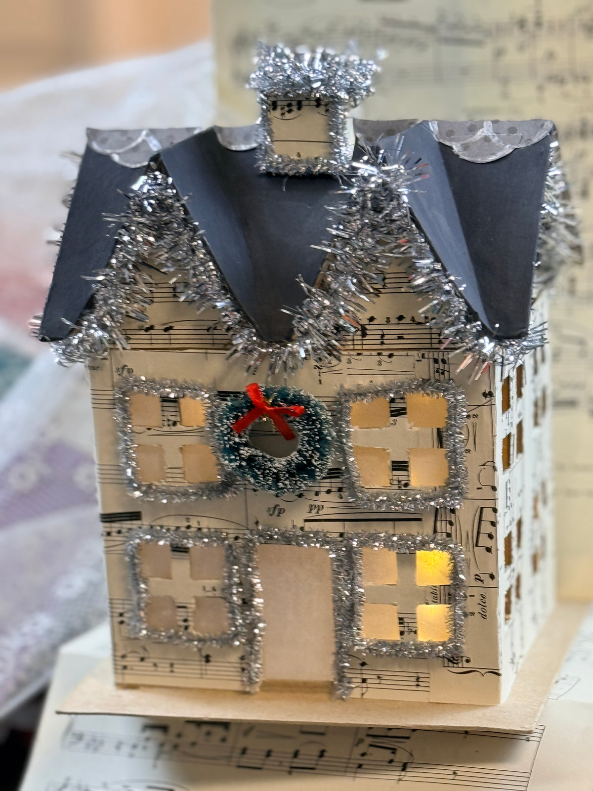 Large Glitter Saltbox House Kit