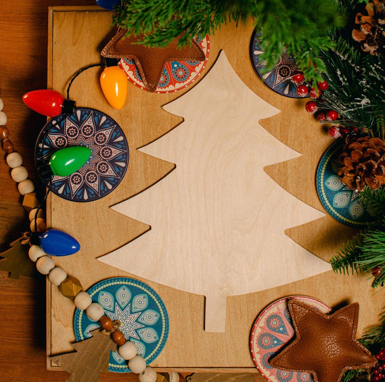 Wood Tree Cutout