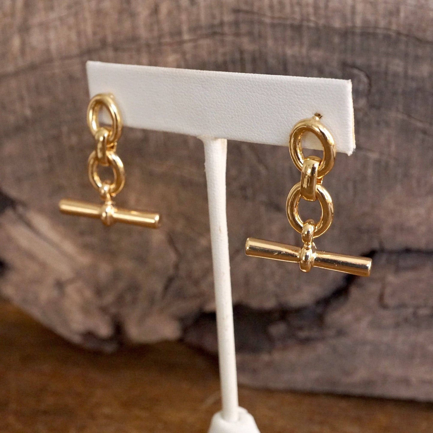 Sleek Bar and Chain Dangle Earrings – Gold Tone